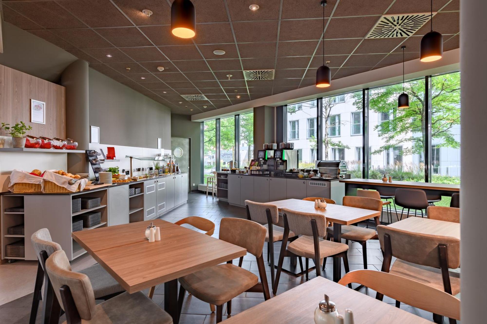 Novotel Suites München Parkstadt Schwabing Exterior foto